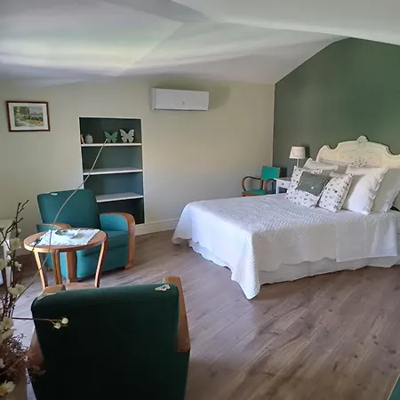 Bed & Breakfast No2 La Place